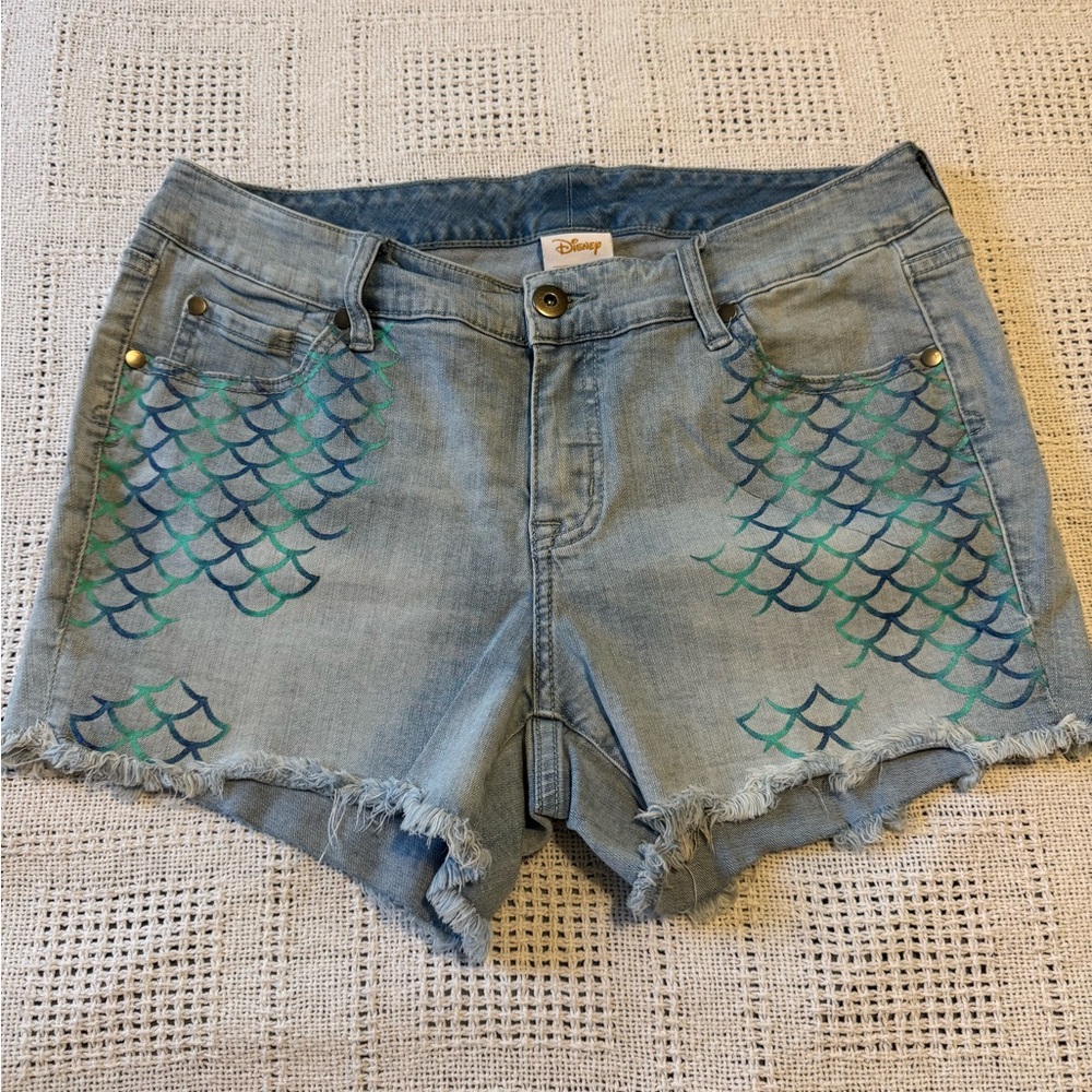 Women’s Disney Little Mermaid Scales Denim Jean Shorts Size 10
